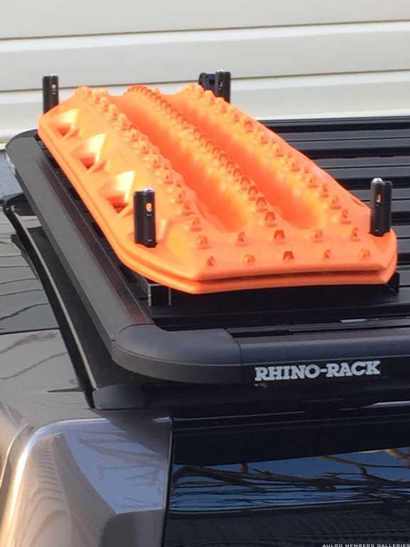 Mounting maxtrax discount to rhino rack